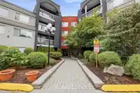 210 5700 200TH STREET - thumbnail 3