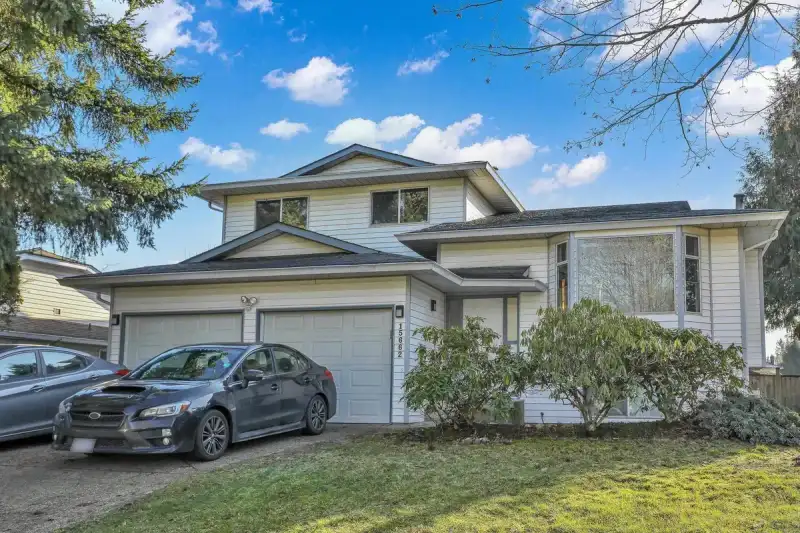 15662 91A AVENUE - photo 1 of 35