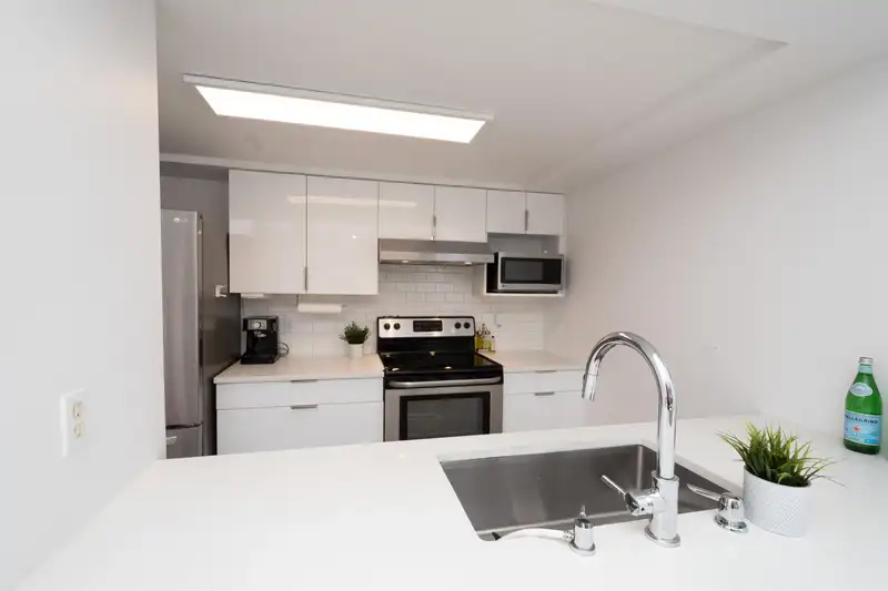 8 385 GINGER DRIVE - photo 3 of 37