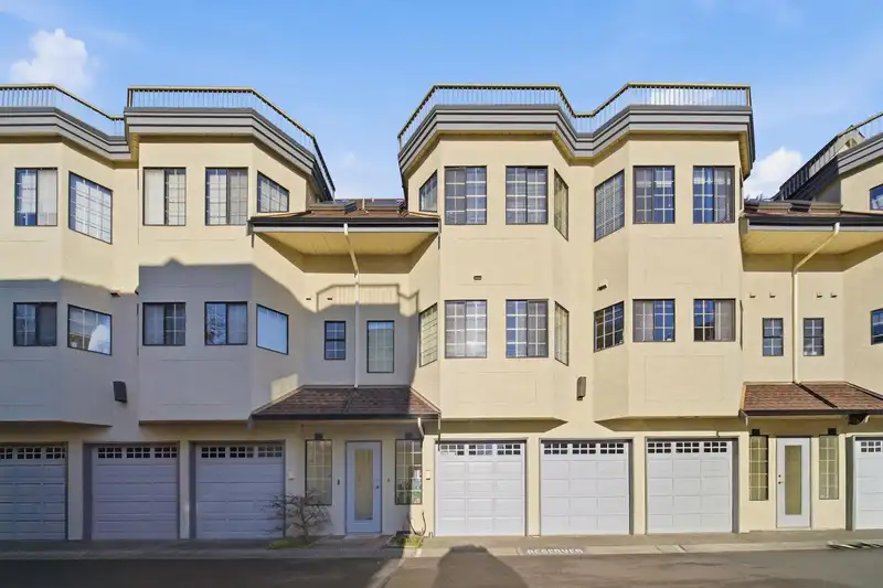 21 8591 BLUNDELL ROAD - photo 1 of 31