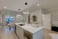 5 339 KEARY STREET - thumbnail 5