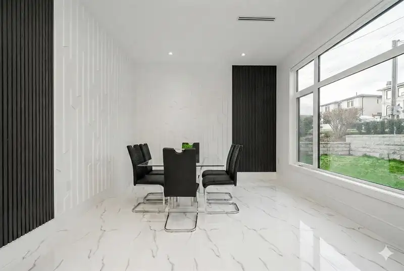 3846 SOUTHWOOD STREET - photo 4 of 32