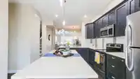 4 7059 210 STREET - thumbnail 12