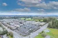8769 215B STREET - thumbnail 4