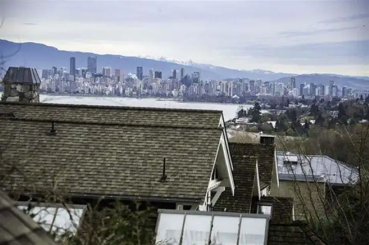 4634 W 2ND AVENUE - photo 4 of 4