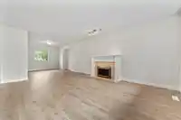 1830 WALNUT CRESCENT - thumbnail 8