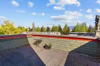 1663 ADANAC STREET - thumbnail 22