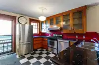 1663 ADANAC STREET - thumbnail 9