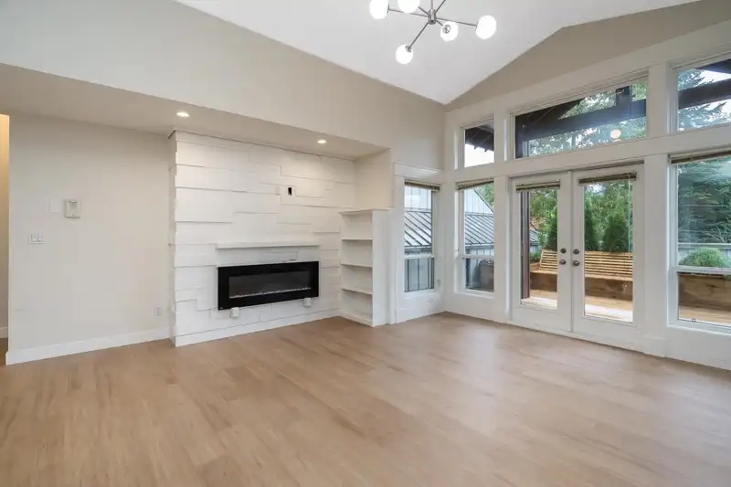 208 2828 152 STREET - photo 4 of 28