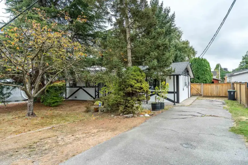 26978 28B AVENUE - photo 4 of 31