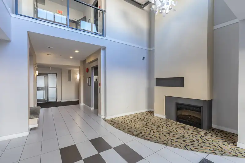 406 33545 RAINBOW AVENUE - photo 4 of 26