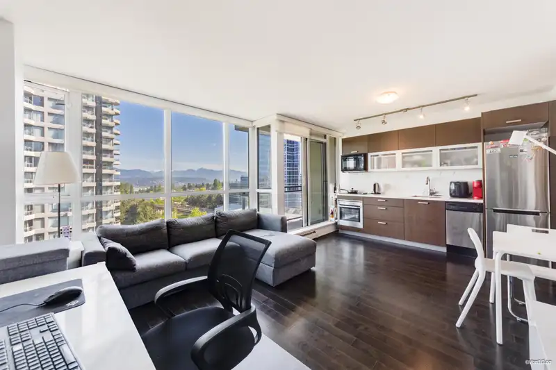 909 10777 UNIVERSITY DRIVE - photo 1 of 24