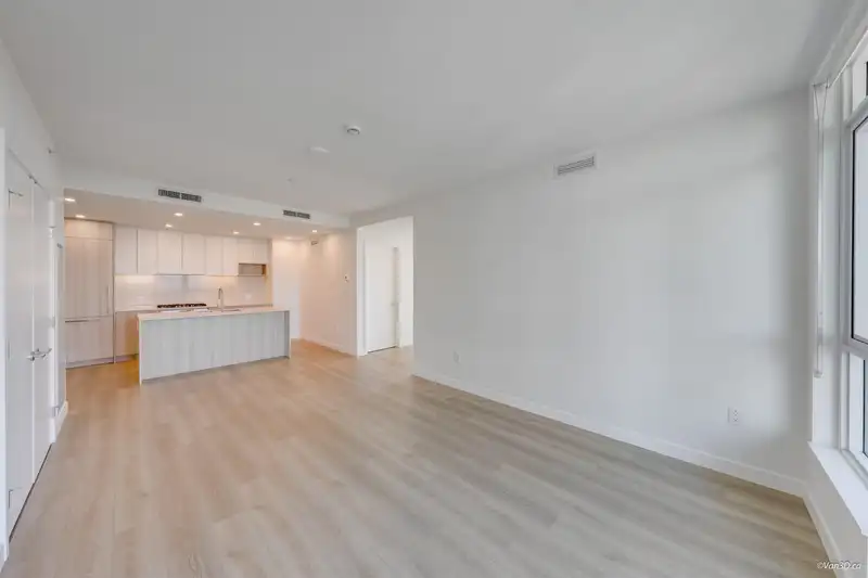 2808 6087 WILSON AVENUE - photo 3 of 38
