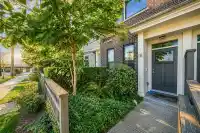 16 7039 MACPHERSON AVENUE - thumbnail 3