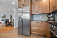 9728 HEATHER STREET - thumbnail 4