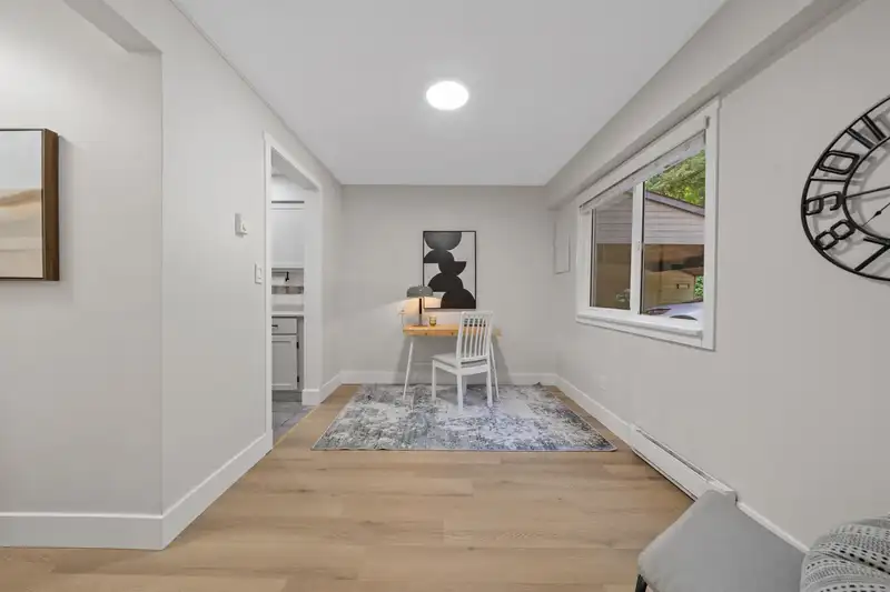 7 20943 CAMWOOD AVENUE - photo 4 of 36