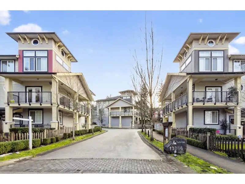 33 13886 62 AVENUE - photo 1 of 28
