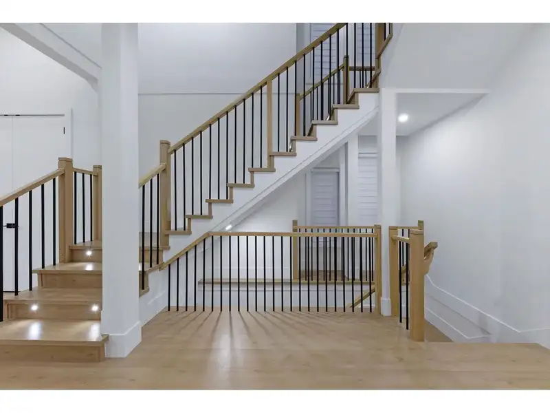 9755 177B STREET - photo 2 of 30