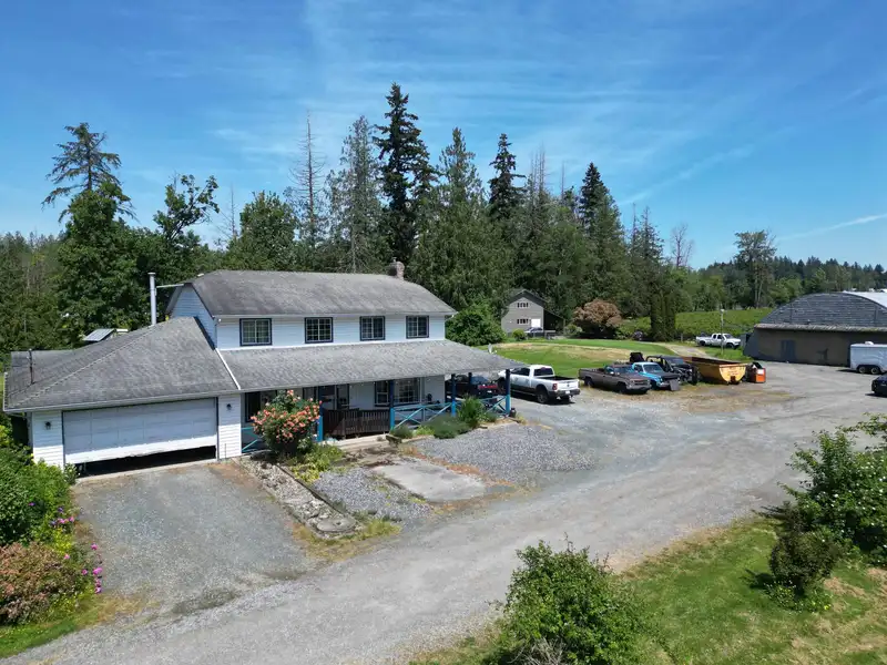 22828 38 AVENUE - photo 3 of 40