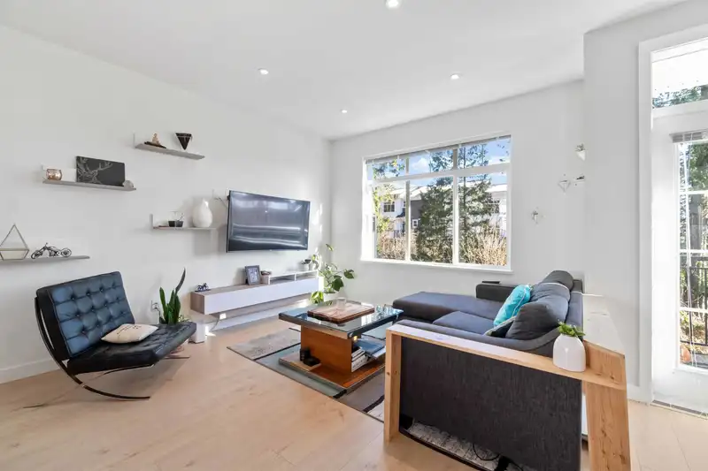 125 1225 MITCHELL STREET - photo 1 of 31