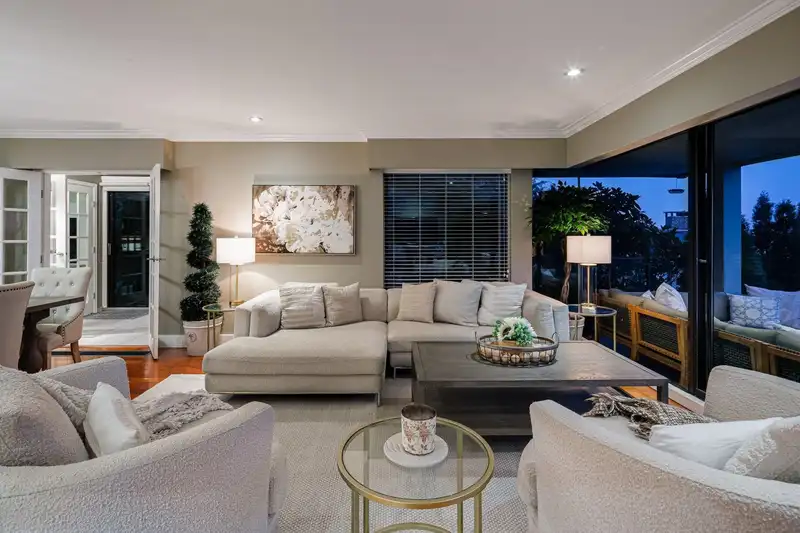 14 2246 FOLKESTONE WAY - photo 4 of 36