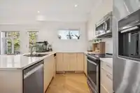 205 7180 BARNET ROAD - thumbnail 3