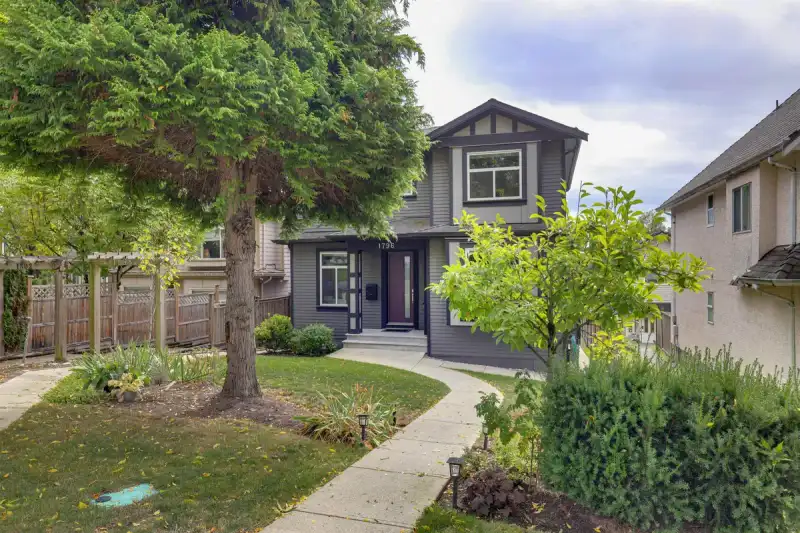 1796 ISLAND AVENUE - photo 1 of 31