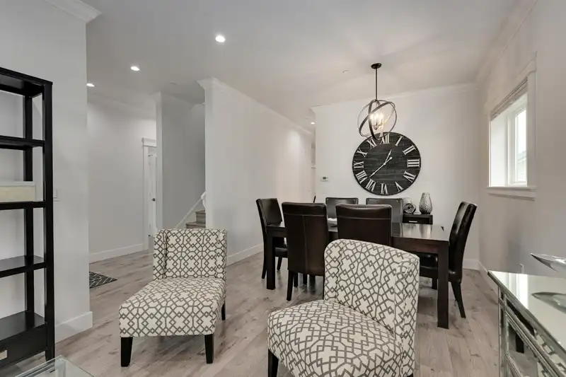 1796 ISLAND AVENUE - photo 4 of 31