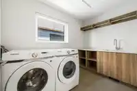 4762 SPRUCE WAY - thumbnail 11