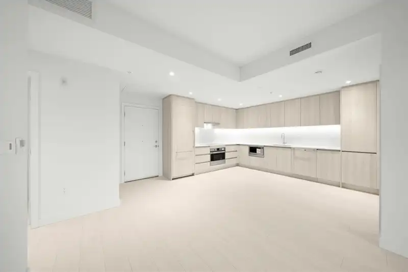 406 4928 QUEBEC STREET - photo 4 of 22