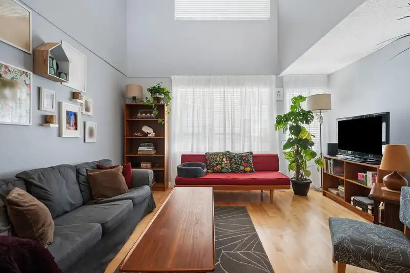 407 1345 COMOX STREET - photo 1 of 26