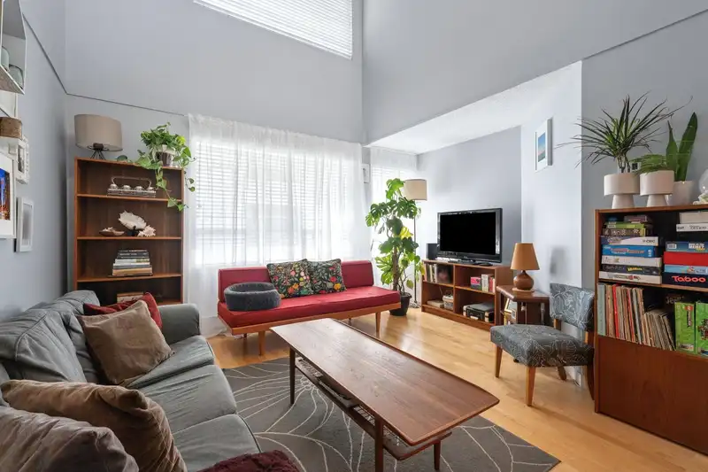 407 1345 COMOX STREET - photo 2 of 26