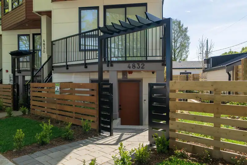 4832 DUCHESS STREET - photo 1 of 34