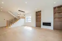 16586 22 AVENUE - thumbnail 2