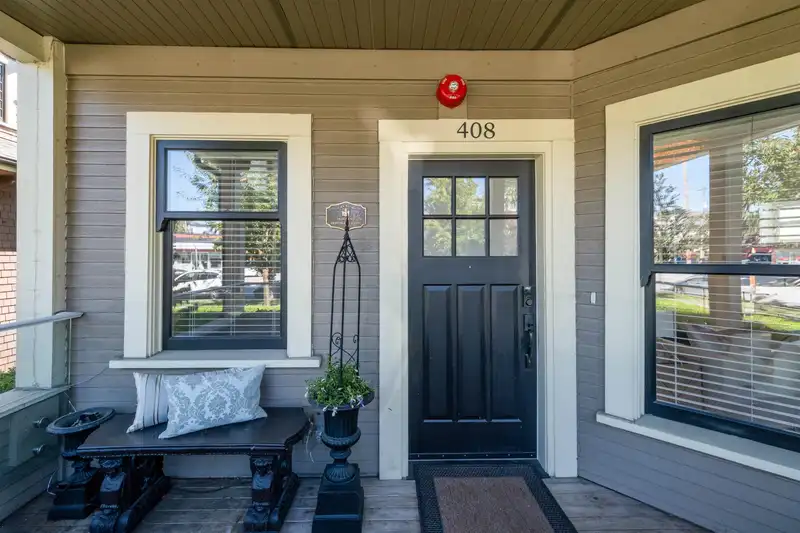 408 EIGHTH STREET - photo 2 of 24