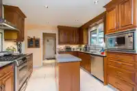 20244 27 AVENUE - thumbnail 5