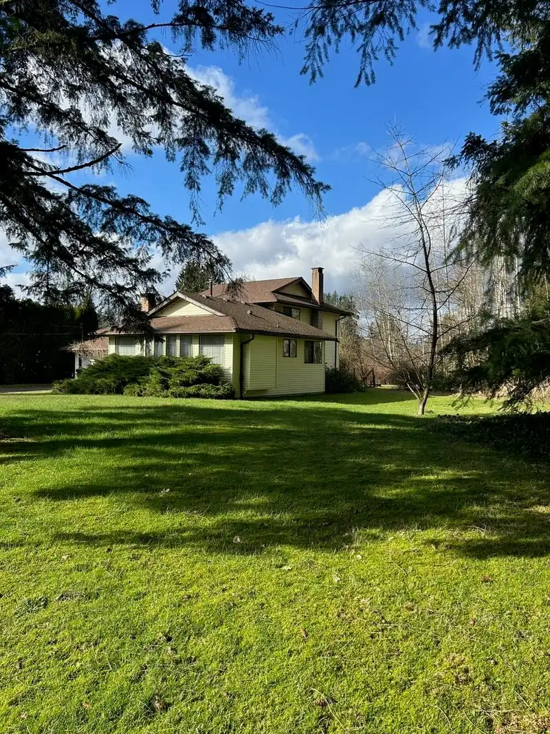 24765 50 AVENUE - photo 3 of 40
