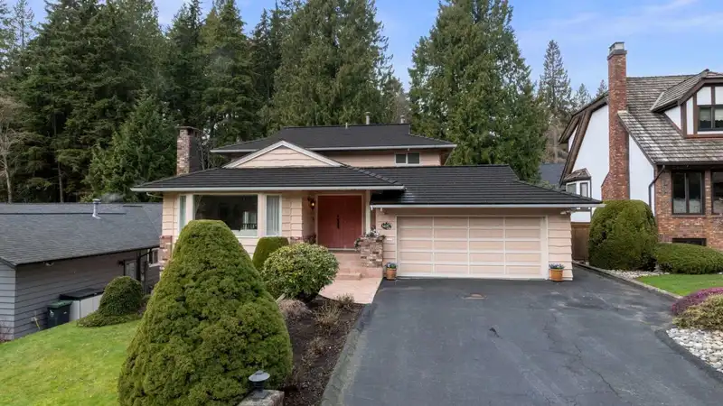 5427 CLIFFRIDGE AVENUE - photo 1 of 25