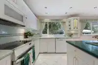 5427 CLIFFRIDGE AVENUE - thumbnail 8