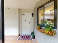 106 1467 MARTIN STREET - thumbnail 15