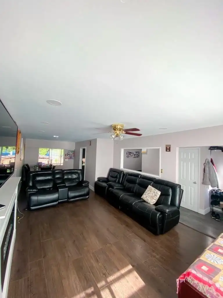 9864 128 STREET - photo 4 of 26
