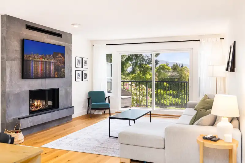 3985 FRAMES PLACE - photo 4 of 40