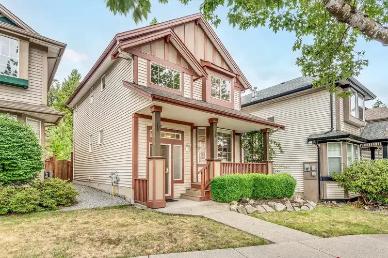 8759 206 STREET - photo 2 of 39