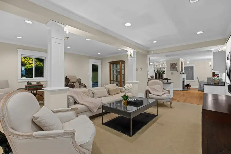 5550 NW MARINE DRIVE - photo 2 of 31