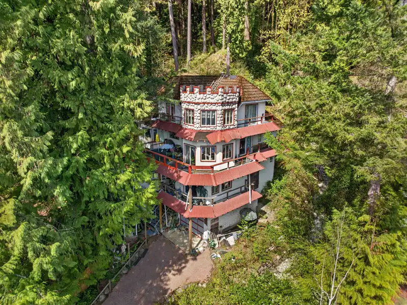 2755 PANORAMA DRIVE - photo 1 of 2
