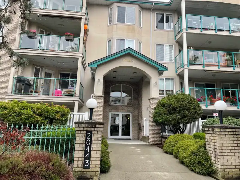 109 20443 53 AVENUE - photo 1 of 1