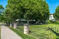 311 9018 208 STREET - thumbnail 29