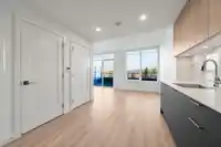 502 8551 201 STREET - thumbnail 1