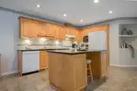 20792 91 AVENUE - thumbnail 13