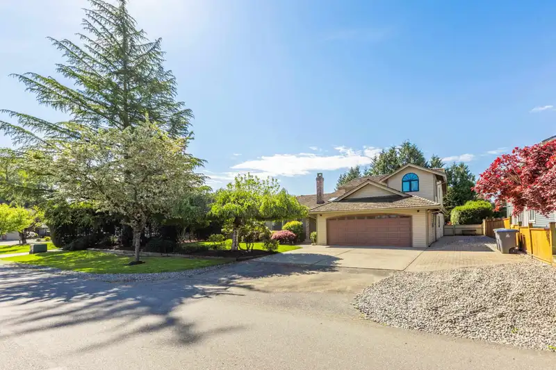 15442 KILKEE PLACE - photo 2 of 40